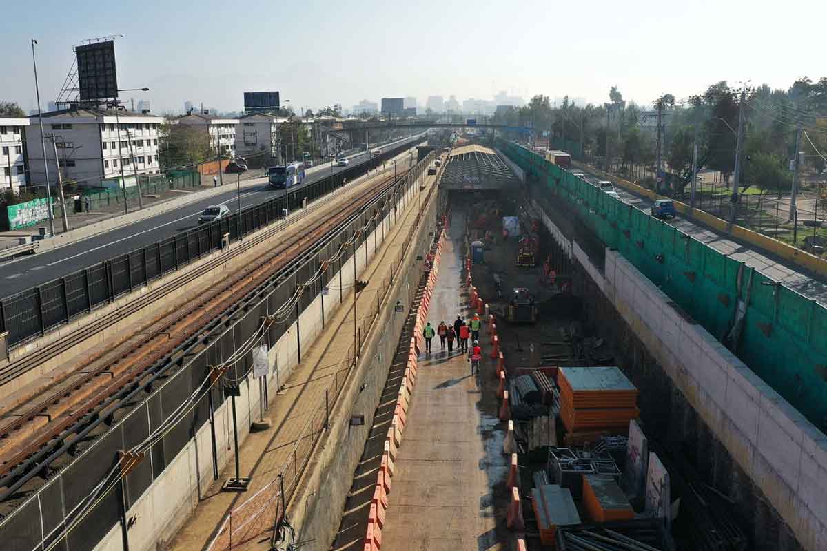 Inicio conexión subterránea entre autopista Vespucio Sur y AVO II